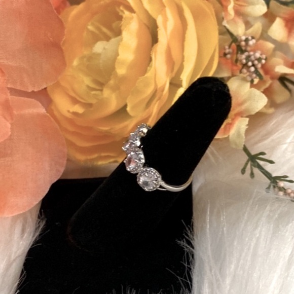 Anniversary Band Ring Channel Halo and Diamond Setting NEW! - Picture 4 of 6